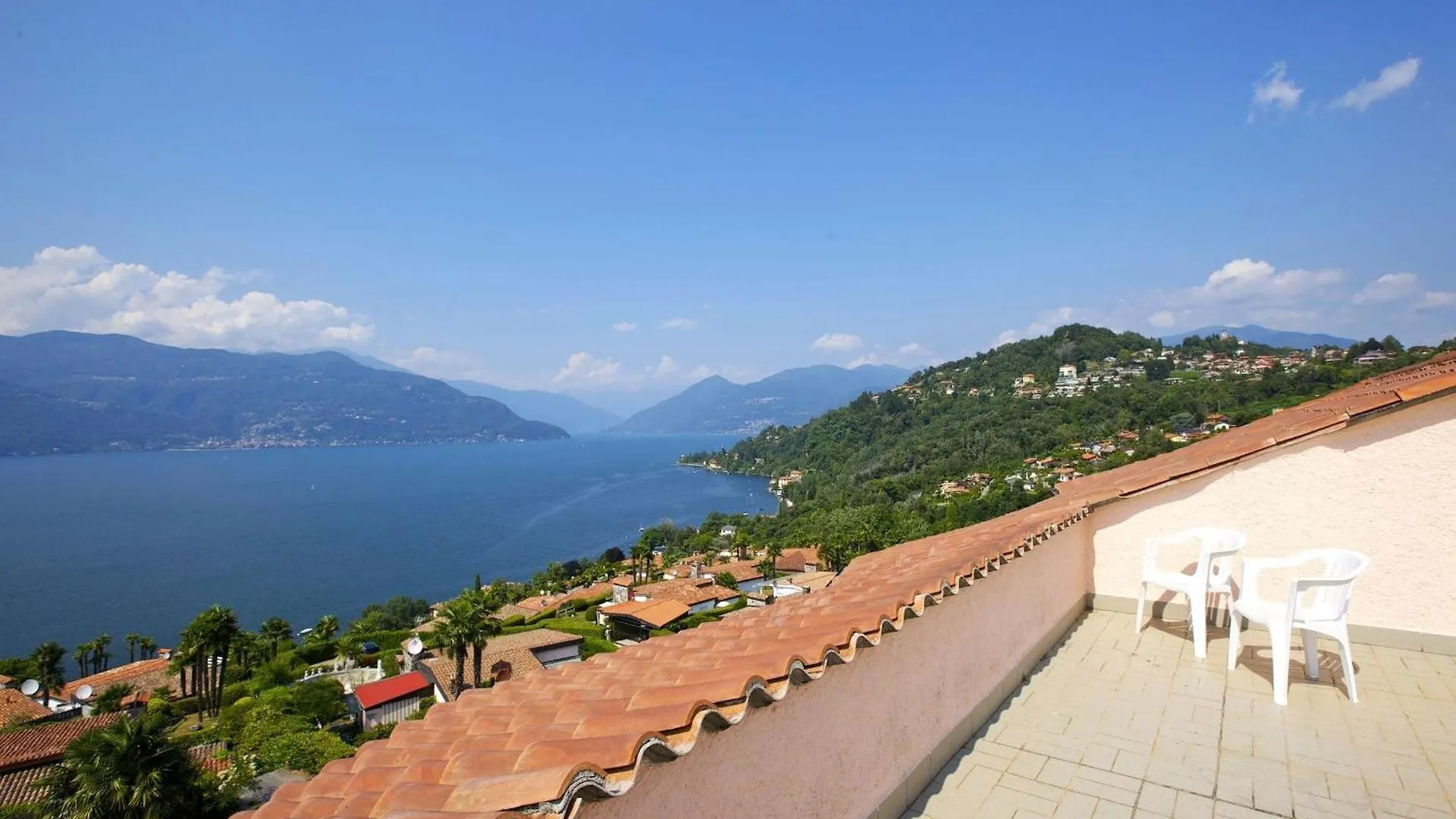 Parco Belmonte: Vista Fantastica Apartment Brezzo Italy
