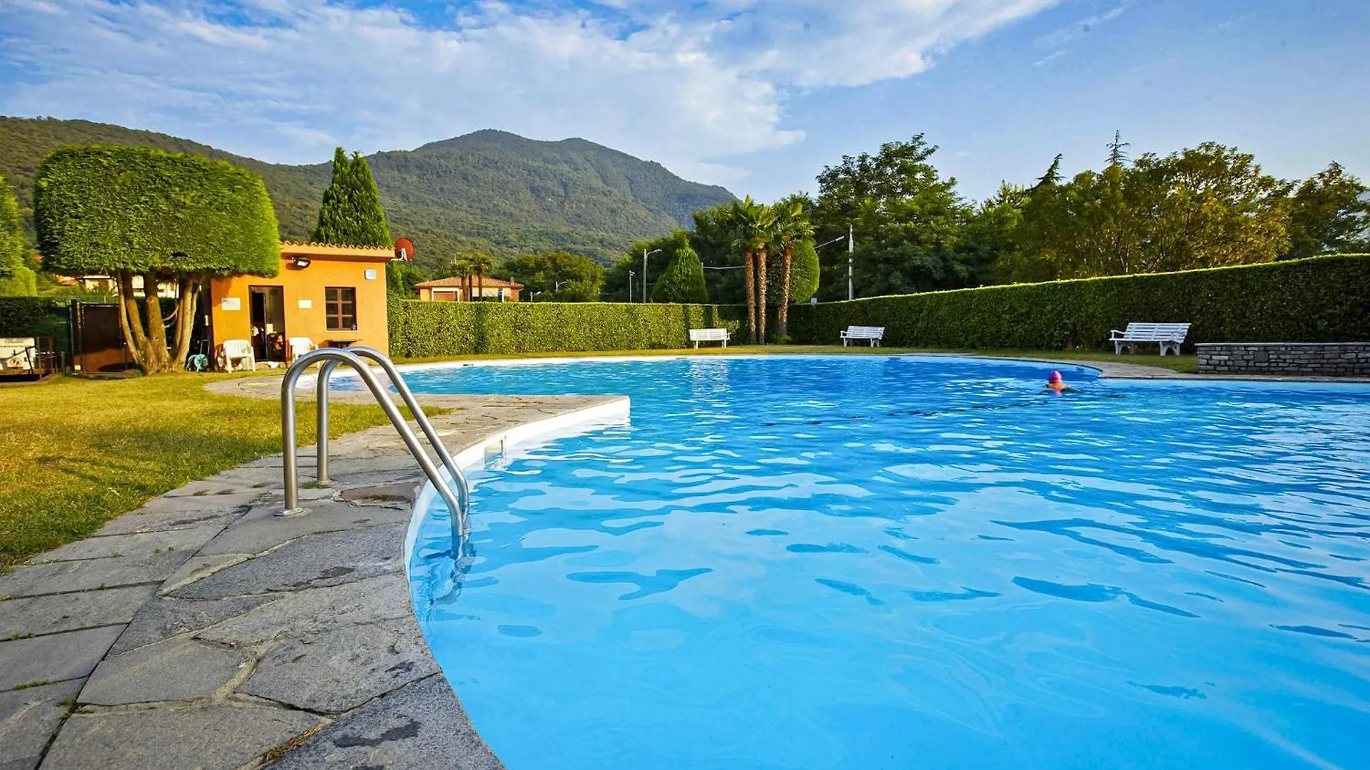 Parco Belmonte: Vista Fantastica Apartment Brezzo